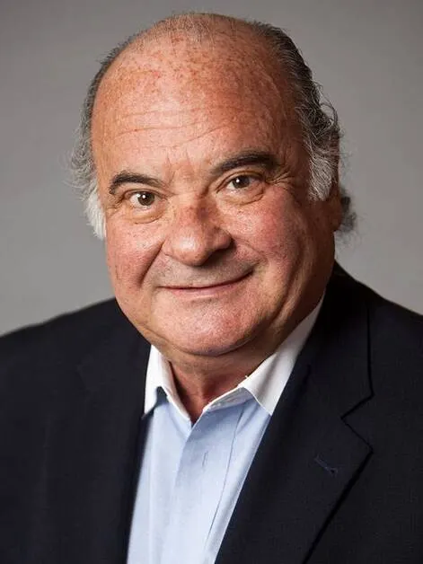 Dr. Benito Villanueva