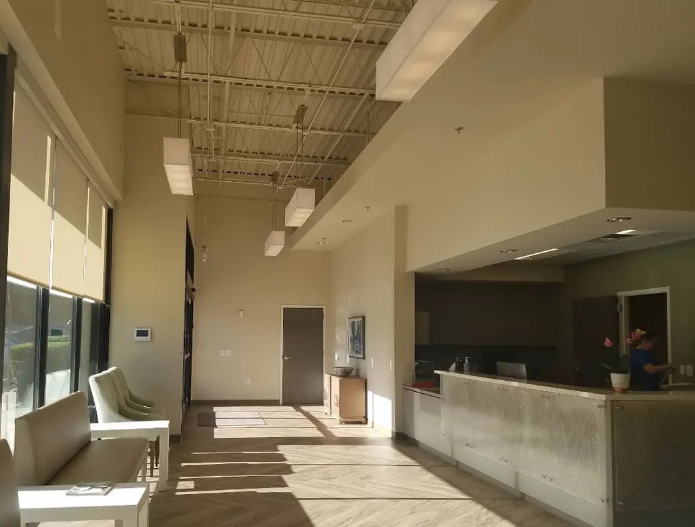 Ezra Buckhead clinic