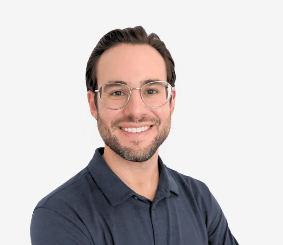 Max Arons, DO